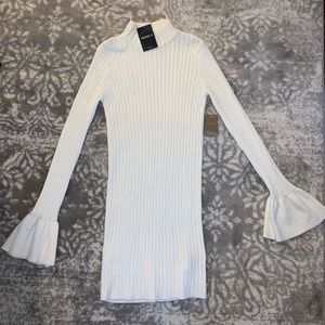 White knit seasonal mini dress